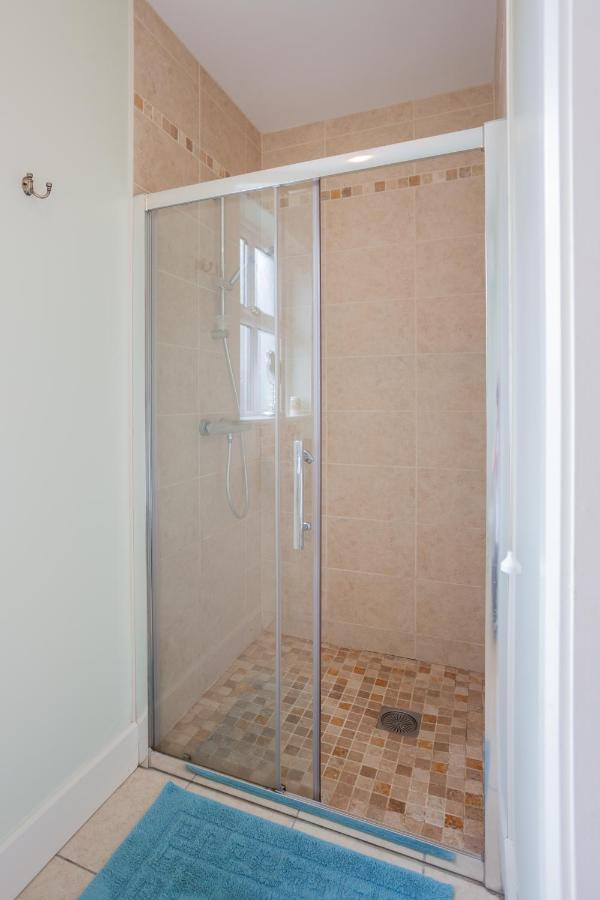 Beautiful Mountain Views & Private Hot Tub Villa Kilcoo Екстериор снимка